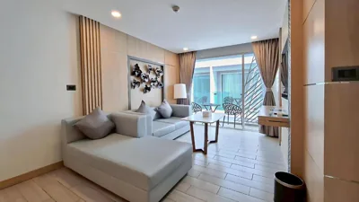 Clarian Hotel Beach Patong – Foto’s 13